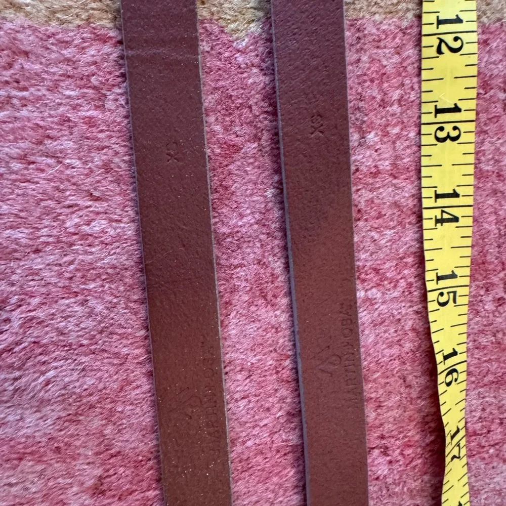 Martin and Osa thin leather belt bundle silver and gold - Picture 5 of 8